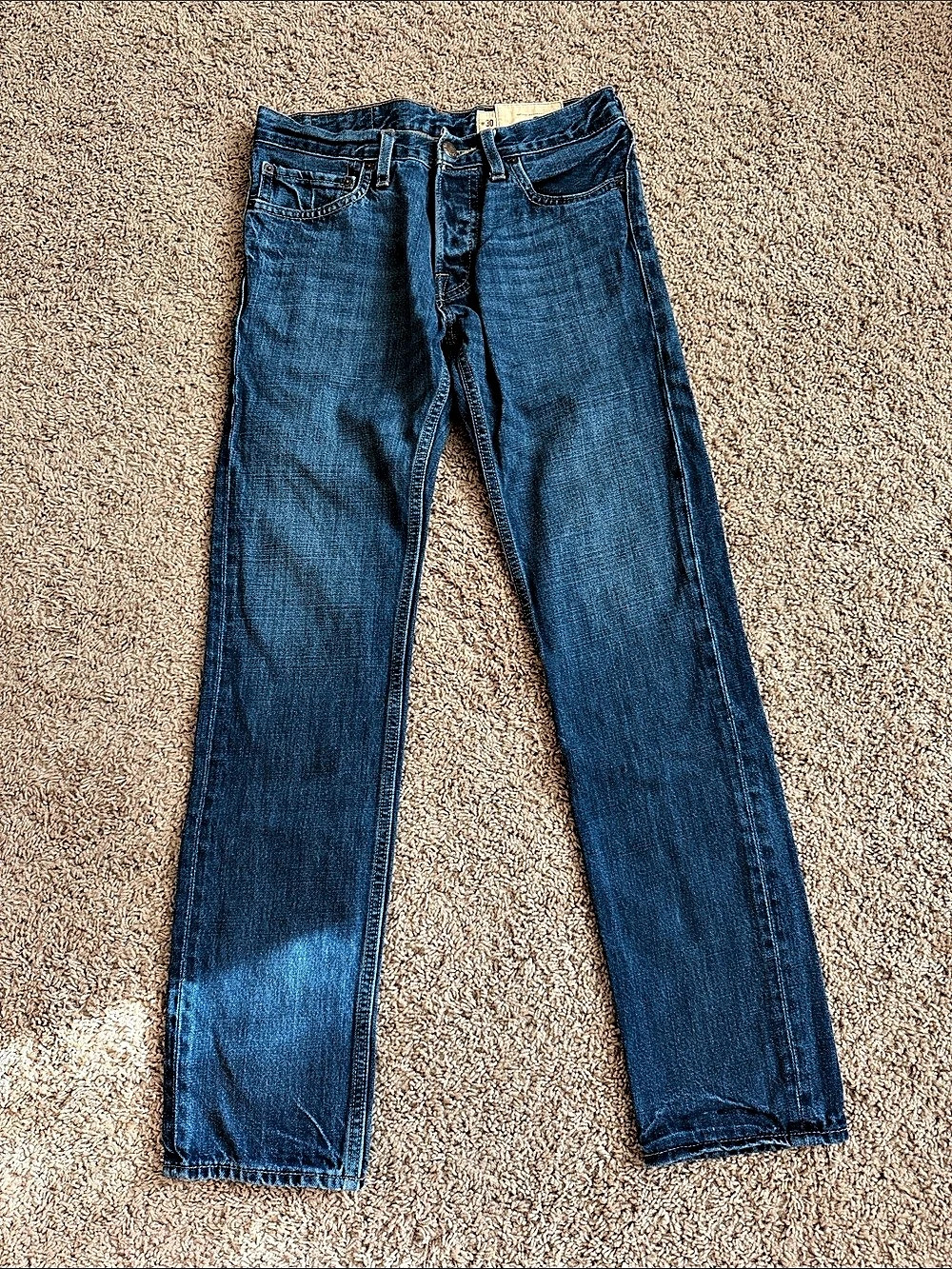 Hollister Classic Straight Jeans Straight Leg Jeans in Blue